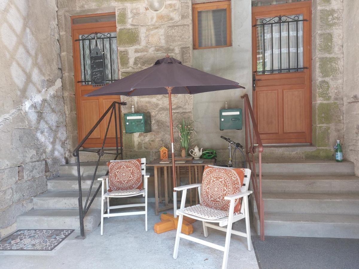 Chambre Familiale Treignac エクステリア 写真