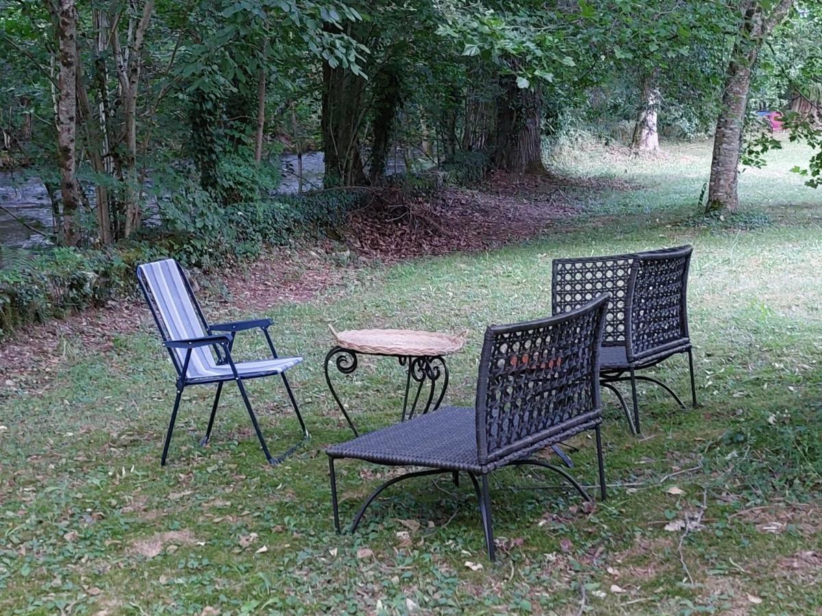 Chambre Familiale Treignac エクステリア 写真